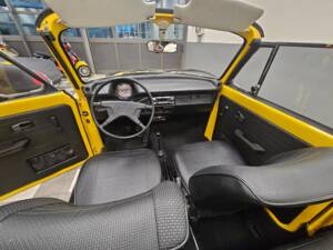 Imagen 13/18 de Volkswagen Beetle 1303 (1975)