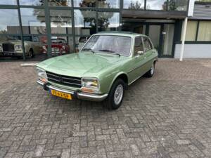 Image 3/80 of Peugeot 504 TI (1976)
