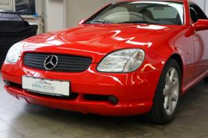 Image 6/41 of Mercedes-Benz SLK 230 Kompressor (1998)