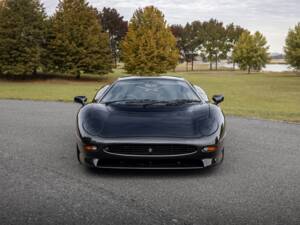 Image 15/60 of Jaguar XJ 220 (1992)