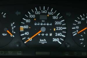 Bild 16/50 von Mercedes-Benz 300 CE-24 (1992)