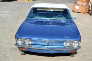Image 4/8 of Chevrolet Corvair Monza Convertible (1965)