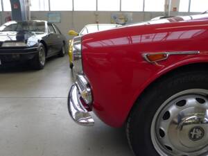 Image 23/31 of Alfa Romeo Giulietta Sprint (1962)