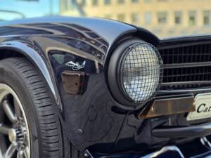 Image 13/49 of Triumph TR 6 PI (1973)