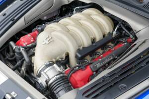 Image 34/44 of Maserati Spyder 4200 Cambiocorsa (2003)