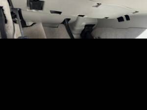 Image 48/89 of Mercedes-Benz SL 500 (2002)