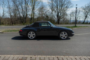 Immagine 14/134 di Porsche 911 Carrera (1995)