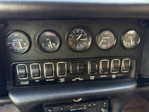 Bild 18/29 von Jaguar E-Type V12 (2+2) (1972)