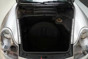 Immagine 21/50 di Porsche Boxster (2003)