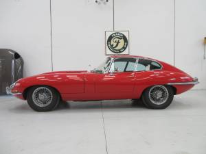 Afbeelding 3/30 van Jaguar E-Type 4.2 (1966)