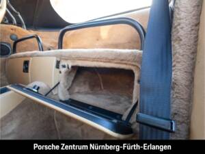 Bild 42/43 von Porsche 911 Turbo 3.3 (1979)
