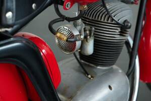 Image 14/28 of MV Agusta 125 TR (1958)