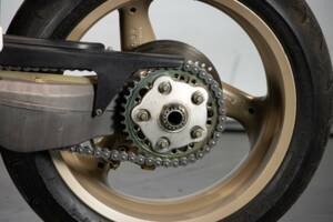 Immagine 31/50 di Ducati 996 (2000)