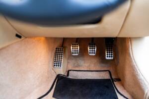 Afbeelding 33/50 van Aston Martin V12 Vanquish S (2007)