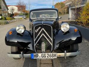 Image 1/5 de Citroën Traction Avant 11 Familiale (1957)