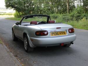 Image 4/17 of Mazda MX-5 1.8 (1997)