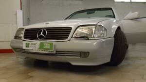 Image 23/50 de Mercedes-Benz 300 SL-24 (1989)