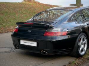 Bild 7/32 von Porsche 911 Turbo (WLS) (2004)