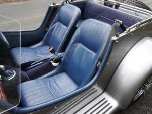 Image 13/18 of NG TF 1800 (2002)