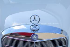 Image 12/32 of Mercedes-Benz 250 SE (1967)