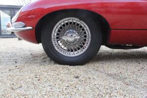 Bild 16/17 von Jaguar E-Type 4.2 (1966)