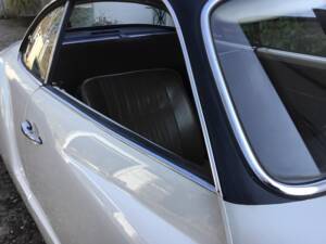 Image 11/83 of Volkswagen Karmann Ghia 1500 (1969)