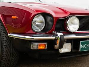 Image 21/50 de Aston Martin V8 EFi Volante (1986)