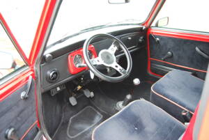 Image 3/35 of Mini 1000 (1988)