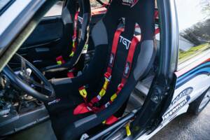 Afbeelding 44/50 van Lancia Delta HF Integrale Evoluzione I "Martini 5" (1989)