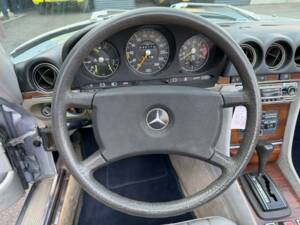 Image 14/27 de Mercedes-Benz 450 SL (1980)