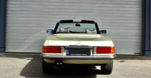 Image 4/7 de Mercedes-Benz 280 SL (1979)