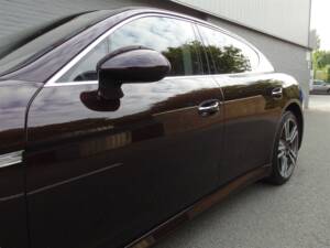 Bild 22/98 von Porsche Panamera Turbo (2009)