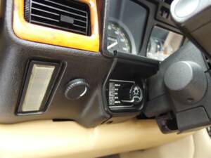 Image 45/99 de Jaguar XJS 5.3 V12 (1990)