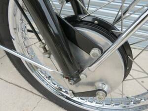 Image 33/45 of BSA DB 32 Gold Star (1959)
