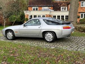 Imagen 5/33 de Porsche 928 S4 (1988)