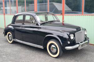 Image 2/17 of Rover 90 (1954)
