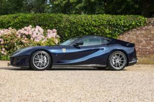 Image 13/50 of Ferrari 812 Superfast (2020)