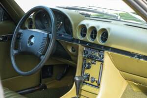Image 41/50 de Mercedes-Benz 280 SLC (1976)
