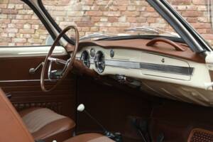 Image 12/50 of Volkswagen Karmann Ghia 1300 (1966)