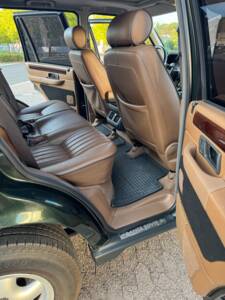 Bild 13/28 von Land Rover Range Rover 4.6 HSE (1998)