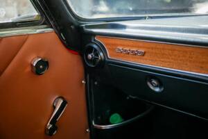 Image 32/45 of Alfa Romeo 2000 GT Veloce (1975)