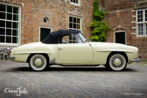 Image 42/61 of Mercedes-Benz 190 SL (1959)