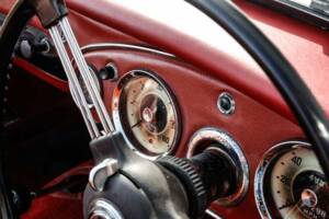 Image 26/32 de Austin-Healey 100/6 (BN4) (1957)