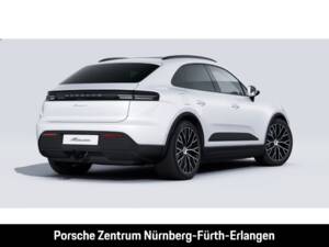 Imagen 9/16 de Porsche Macan 4 (2025)