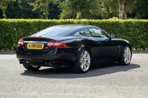 Afbeelding 10/37 van Jaguar XKR (2009)