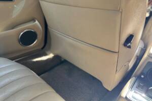 Immagine 18/41 di Jaguar XJ 12 (1990)