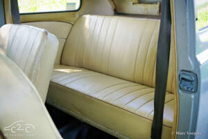 Image 16/55 of Volkswagen Käfer 1200 Standard &quot;Ovali&quot; (1956)