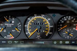 Bild 32/42 von Mercedes-Benz 560 SEC (1991)