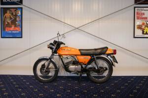 Immagine 19/29 di Kawasaki KH 125 (1981)