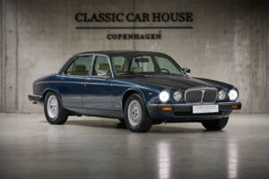 Imagen 11/99 de Daimler Double Six (1993)